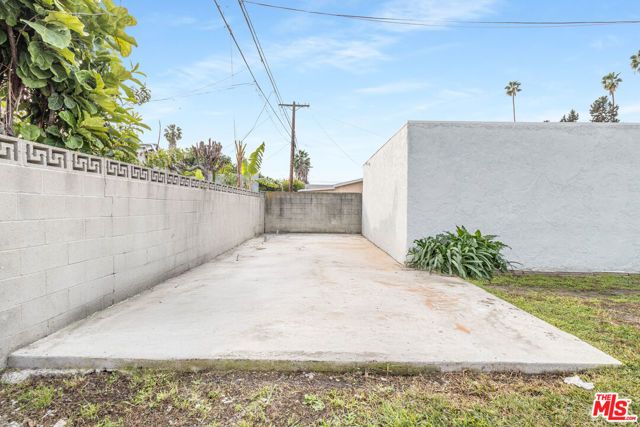4324 2nd Avenue, Los Angeles, CA 90008