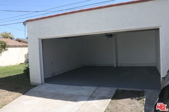 4324 2nd Avenue, Los Angeles, CA 90008