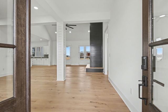 4352 Dot Rd, Springfield, TN 37172