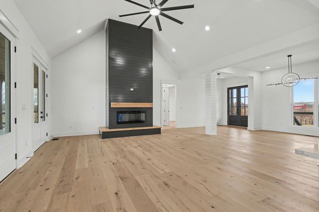 4352 Dot Rd, Springfield, TN 37172