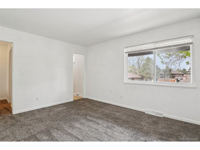 15178 E Jefferson Pl, Aurora, CO 80014