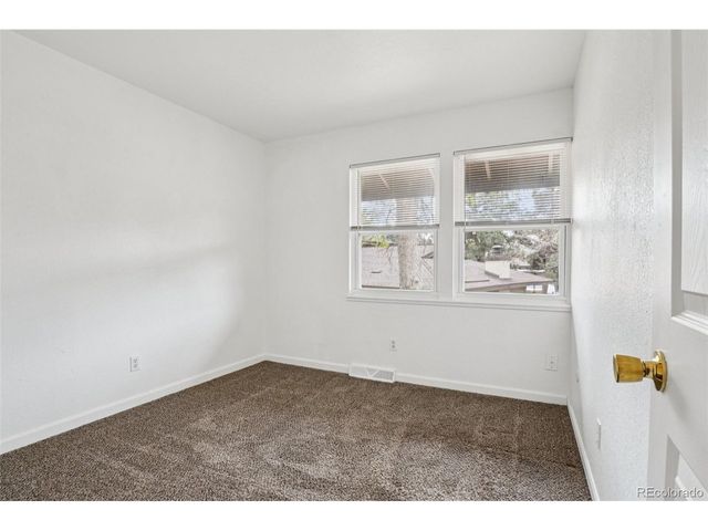 15178 E Jefferson Pl, Aurora, CO 80014