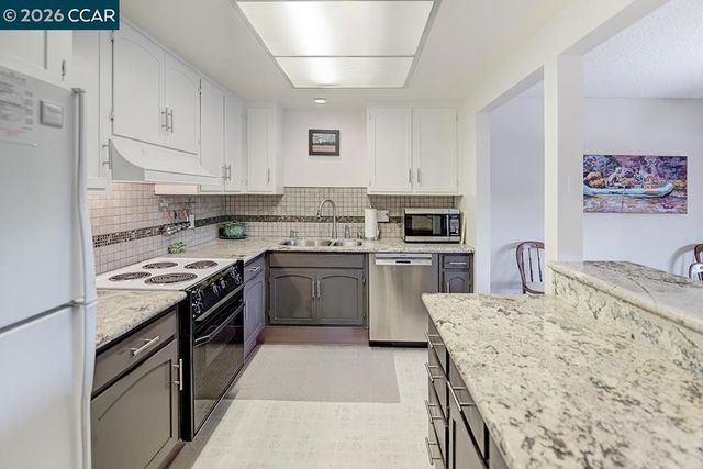 1548 Golden Rain Rd 9, Walnut Creek, CA 94595