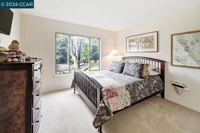 1548 Golden Rain Rd 9, Walnut Creek, CA 94595