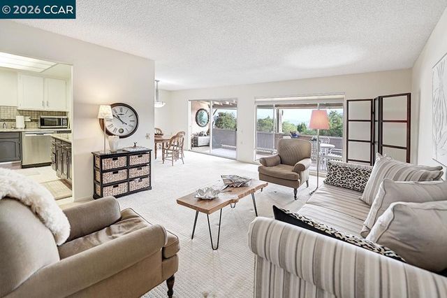 1548 Golden Rain Rd 9, Walnut Creek, CA 94595