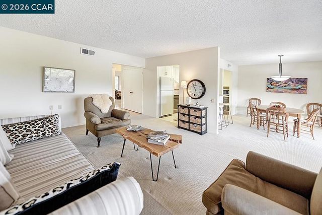 1548 Golden Rain Rd 9, Walnut Creek, CA 94595