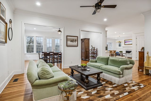 5557 Parker Branch Rd, Franklin, TN 37064