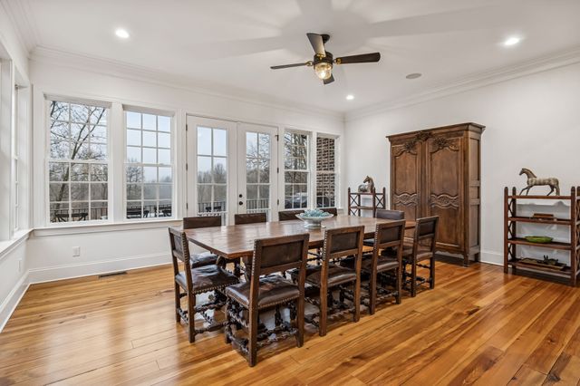5557 Parker Branch Rd, Franklin, TN 37064