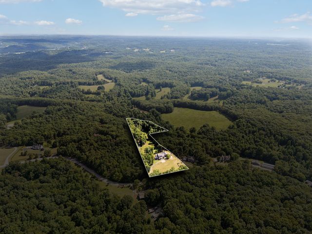 5557 Parker Branch Rd, Franklin, TN 37064