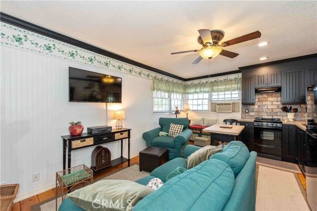 4822 Gainsport, Irvine, CA 92604