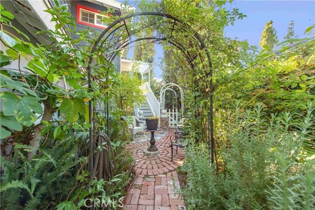 4822 Gainsport, Irvine, CA 92604