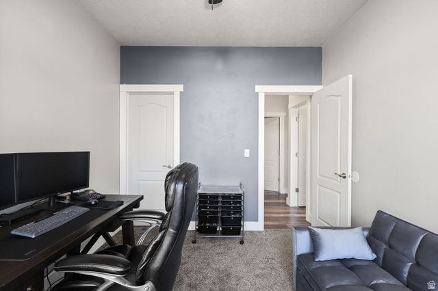 302 E INTERLOCHEN LN, Stansbury Park, UT 84074