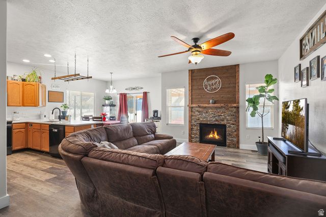 302 E INTERLOCHEN LN, Stansbury Park, UT 84074