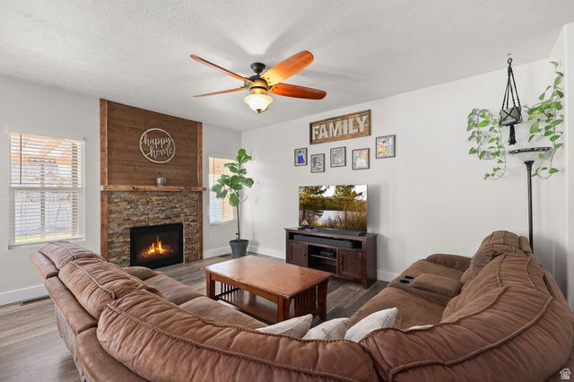 302 E INTERLOCHEN LN, Stansbury Park, UT 84074