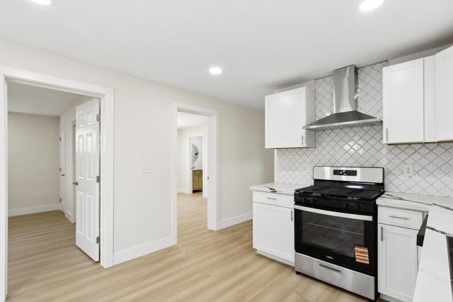 4901 Parker Ave, Sacramento, CA 95820