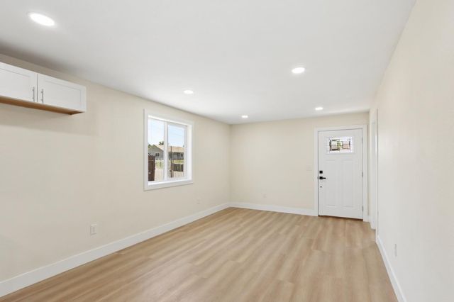 4901 Parker Ave, Sacramento, CA 95820