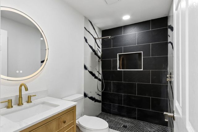 4901 Parker Ave, Sacramento, CA 95820