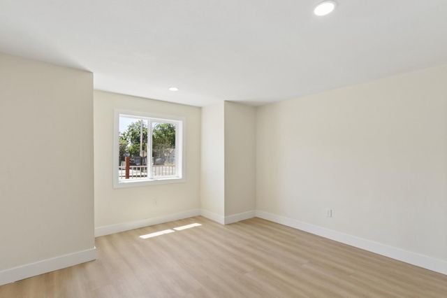 4901 Parker Ave, Sacramento, CA 95820