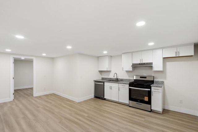 4901 Parker Ave, Sacramento, CA 95820