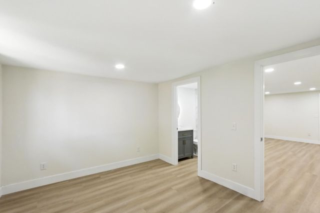 4901 Parker Ave, Sacramento, CA 95820