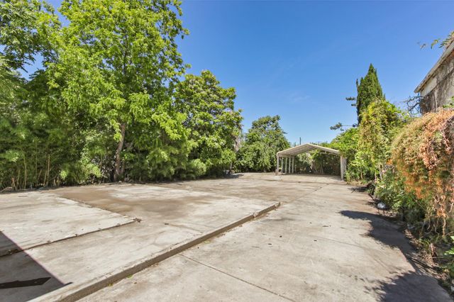 4901 Parker Ave, Sacramento, CA 95820