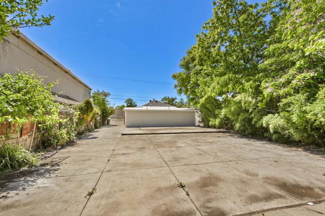 4901 Parker Ave, Sacramento, CA 95820