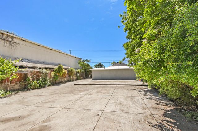 4901 Parker Ave, Sacramento, CA 95820