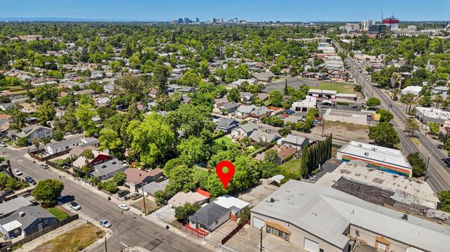 4901 Parker Ave, Sacramento, CA 95820