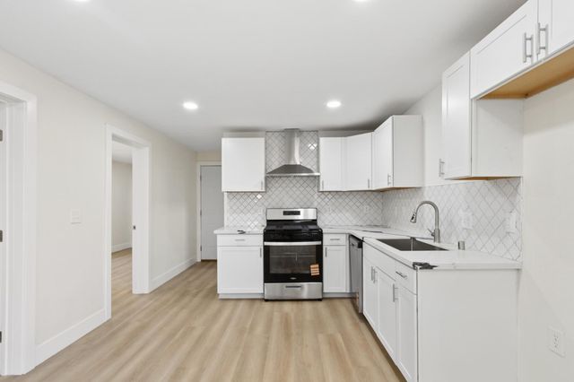 4901 Parker Ave, Sacramento, CA 95820