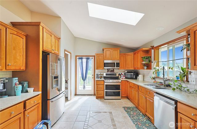 447 Boistfort Road, Curtis, WA 98538