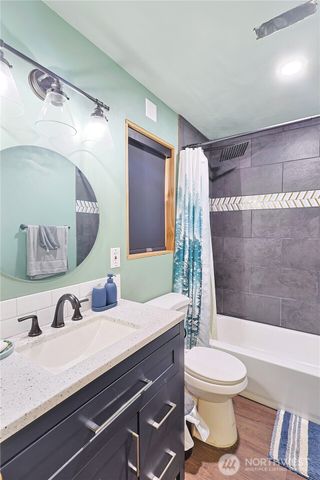 447 Boistfort Road, Curtis, WA 98538