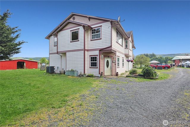 447 Boistfort Road, Curtis, WA 98538