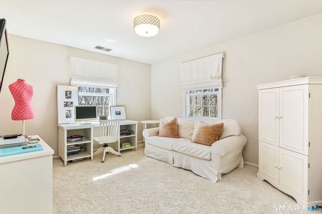 54 Saint George Lane, New Canaan, CT 06840