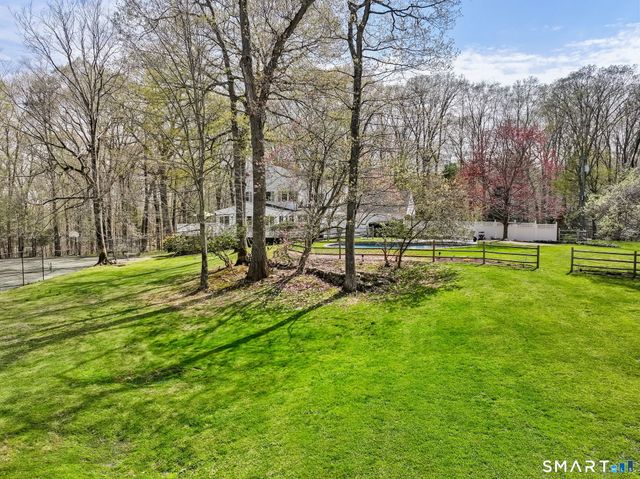 54 Saint George Lane, New Canaan, CT 06840