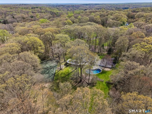 54 Saint George Lane, New Canaan, CT 06840