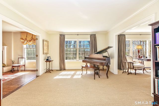 54 Saint George Lane, New Canaan, CT 06840