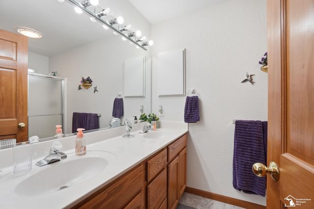 786 Santa Fe Court, Bedford Twp, MI 48182