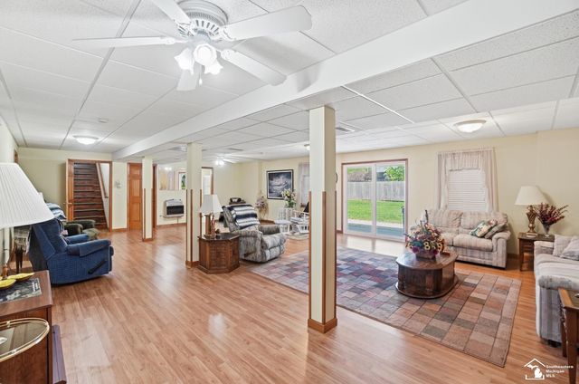786 Santa Fe Court, Bedford Twp, MI 48182