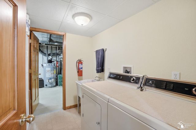 786 Santa Fe Court, Bedford Twp, MI 48182