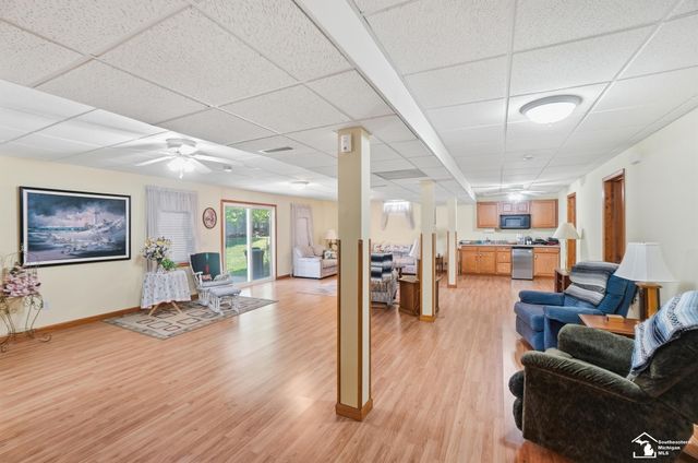 786 Santa Fe Court, Bedford Twp, MI 48182