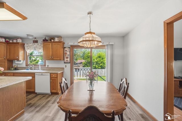 786 Santa Fe Court, Bedford Twp, MI 48182