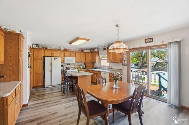 786 Santa Fe Court, Bedford Twp, MI 48182