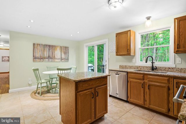 11 TRACYS LN, Tracys Landing, MD 20779