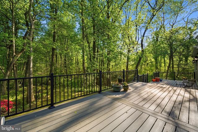 11 TRACYS LN, Tracys Landing, MD 20779