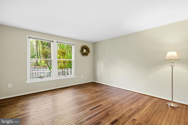 11 TRACYS LN, Tracys Landing, MD 20779