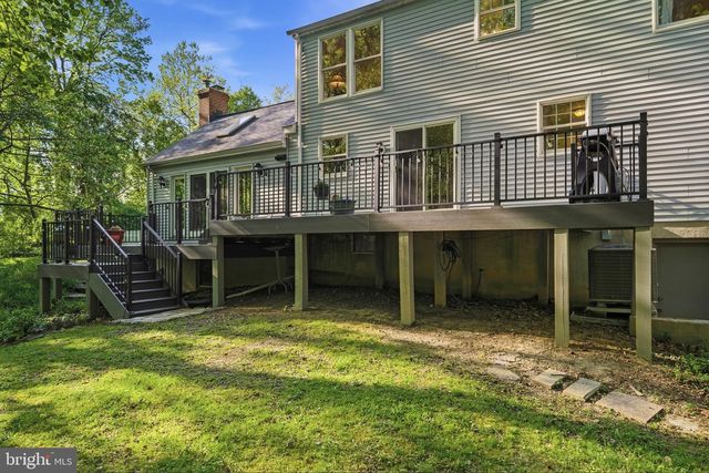 11 TRACYS LN, Tracys Landing, MD 20779