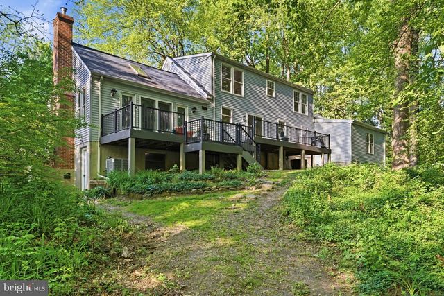 11 TRACYS LN, Tracys Landing, MD 20779