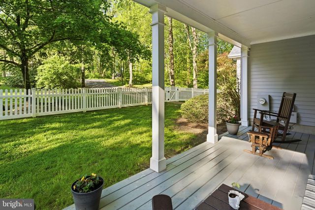 11 TRACYS LN, Tracys Landing, MD 20779