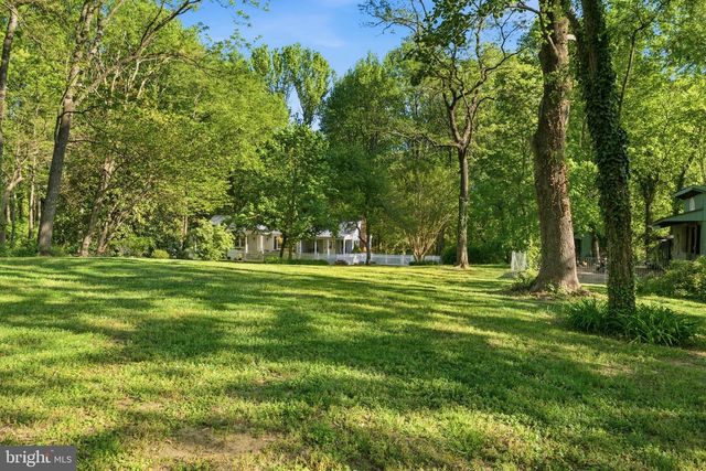 11 TRACYS LN, Tracys Landing, MD 20779