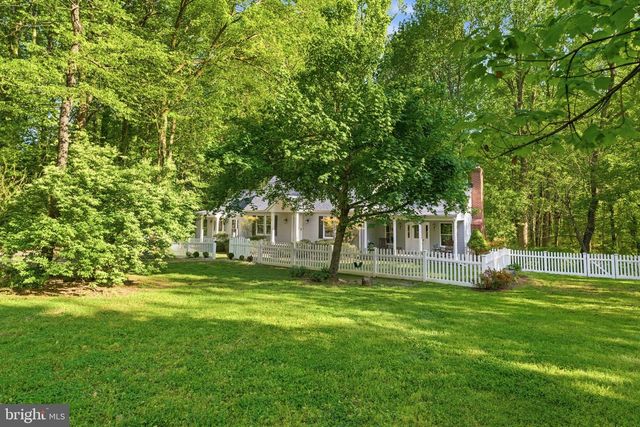 11 TRACYS LN, Tracys Landing, MD 20779